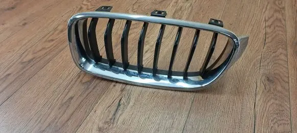 BMW 3 F30 F35 F31 Front bumper upper radiator grill 51137260497
