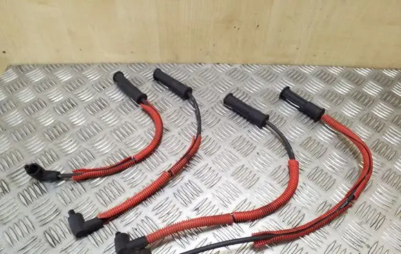 Renault Clio II Ignition plug leads 