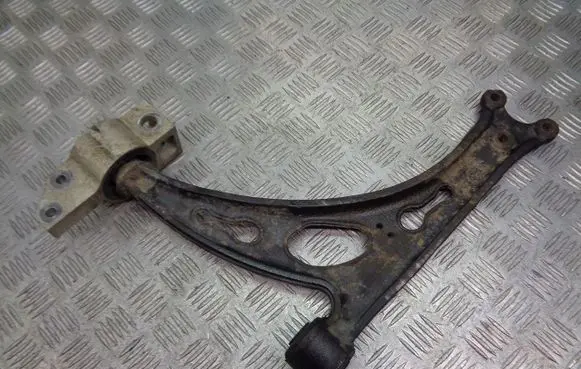 Volkswagen Touran I Front control arm