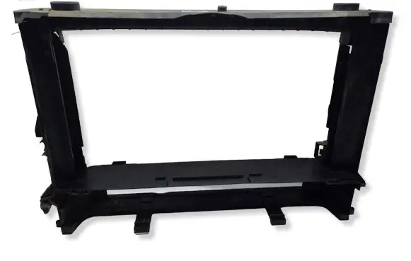 BMW 5 E60 E61 Radiator mount bracket 7787830
