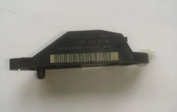 Mercedes-Benz E W211 Airbag deployment crash/impact sensor A0018209326
