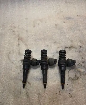 Audi A2 Fuel injectors set 045130073T
