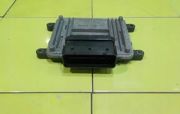 Chevrolet Spark Engine control unit/module 25191201