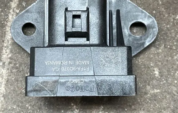 Ford Focus Fuel injection pump control unit/module F1FA9D370GA