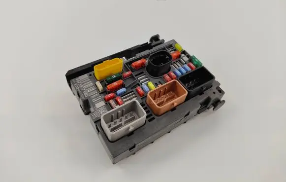 Citroen C4 Grand Picasso Fuse box set 9675877980