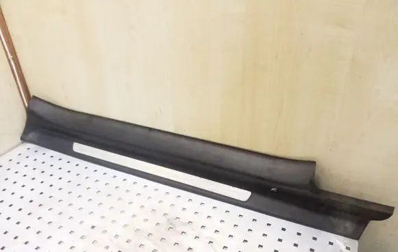 Audi TT TTS Mk2 Front sill trim cover 8J0853492G