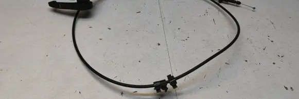 KIA Sportage Engine bonnet (hood) release handle 811812B000 PA6GF30