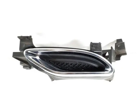 Mercedes-Benz GLC C253 Quarter panel pressure vent A2538854200