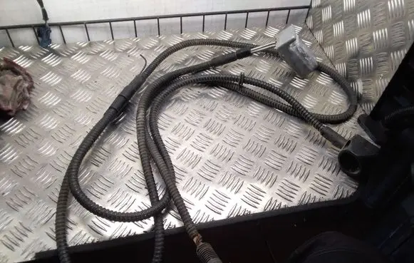 Volkswagen Transporter - Caravelle T4 Electric engine pre-heating system (optional) 3840300