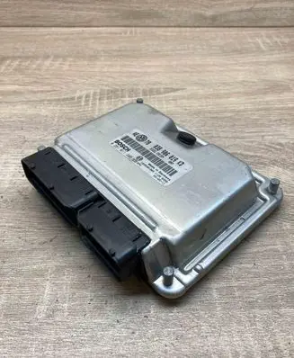 Volkswagen PASSAT B5.5 Engine control unit/module ECU 038906019KD 0281011205