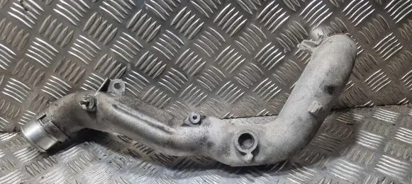 Mazda 5 Intercooler hose/pipe 
