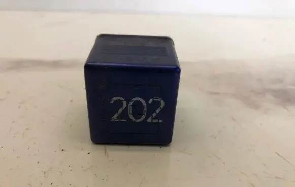 Audi A5 8T 8F Other relay 8A0951253