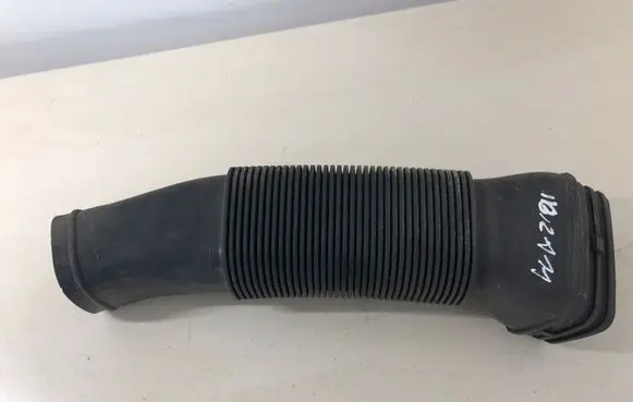 Seat Ibiza IV (6J,6P) Air intake duct part 6R0129618