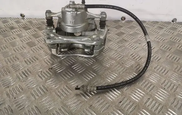 Toyota C-HR I Front brake caliper 00297429