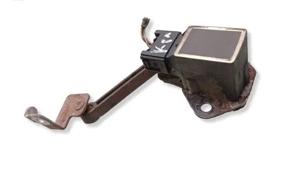 Mercedes-Benz R W251 Air suspension front height level sensor A0105427717