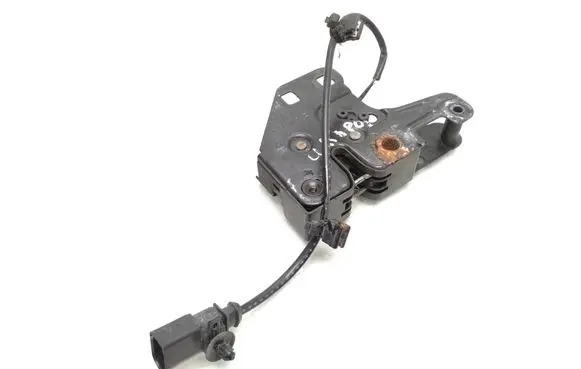 Engine bonnet/hood lock/catch