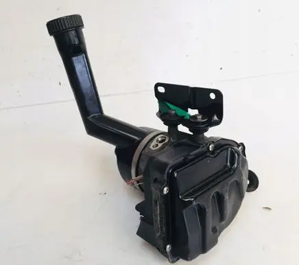 Peugeot 308 Power steering pump 9671691980