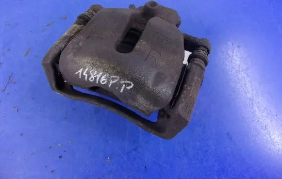 Suzuki SX4 Front brake caliper