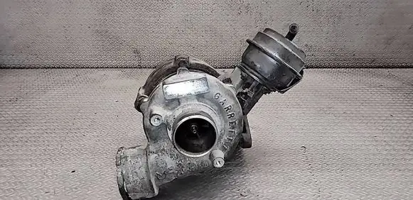 Audi A4 S4 B7 8E 8H Turbo 038145702J