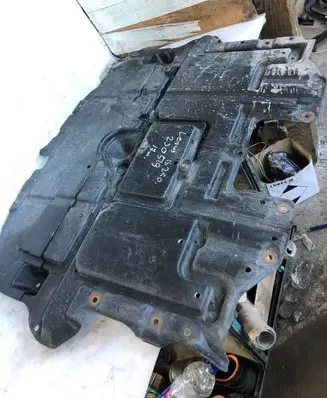 Lexus IS 220D-250-350 Engine splash shield/under tray 5144153060