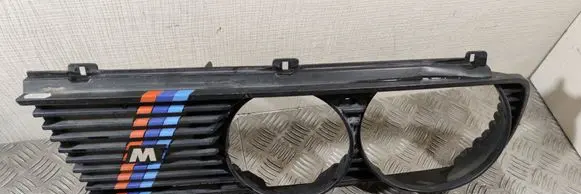 BMW 5 E34 Front grill 51131874645