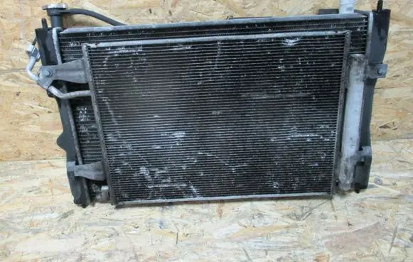 Mitsubishi Colt Coolant radiator