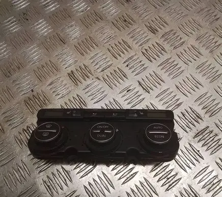 Volkswagen PASSAT B6 Climate control unit