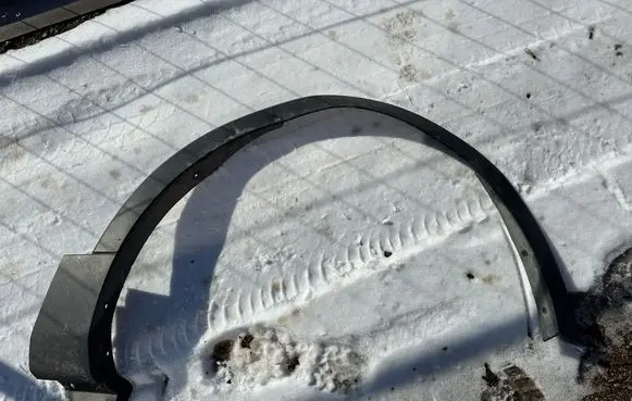 Ford Explorer Front arch trim BB5316A074 16A074