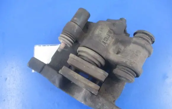 Peugeot 406 Rear brake caliper