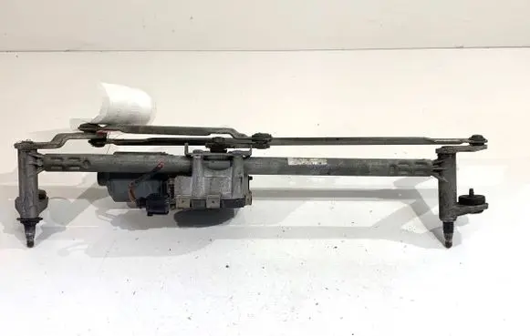 Volkswagen Golf V Front wiper linkage and motor 1K1955023D