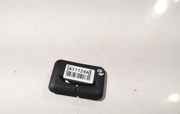 Hyundai i30 Rear seat side bottom trim