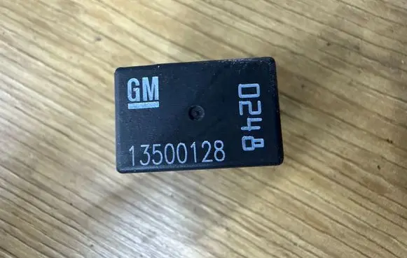 Opel Insignia A Other relay 13500128