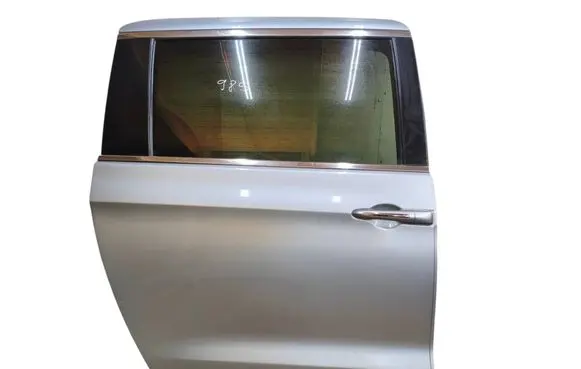 Chrysler Pacifica Side sliding door 