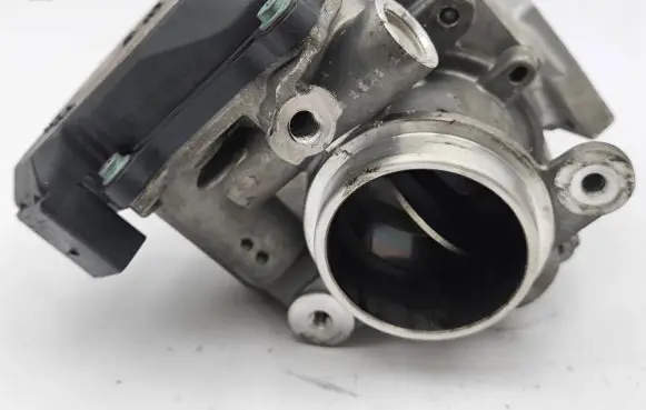 Audi A5 Throttle valve 04L128063T