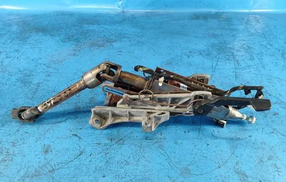 Ford Fusion II Steering wheel axle EG9Z3C529B