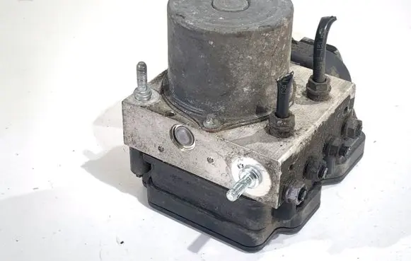 Skoda Fabia Mk3 (NJ) ABS Pump 6C0614517R