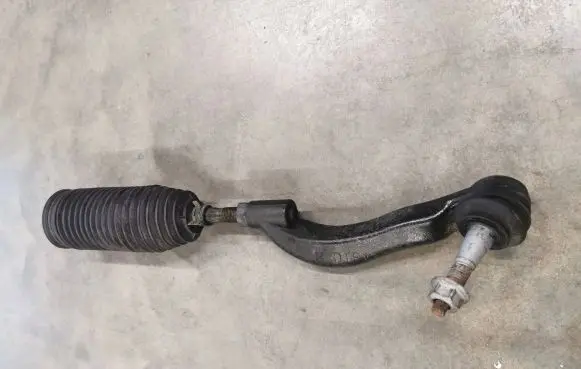 Chevrolet Corvette C7 Steering tie rod 22913275