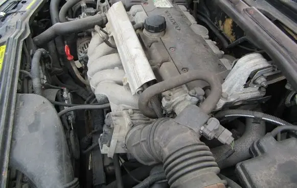 Volvo S80 Electric throttle body valve 36050564