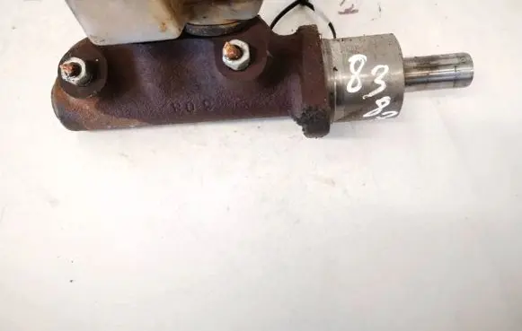 Volkswagen PASSAT B2 Master brake cylinder