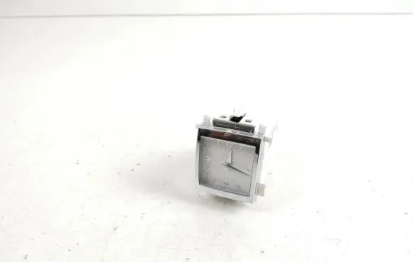 Mercedes-Benz S W221 Clock A2218270370 102720500