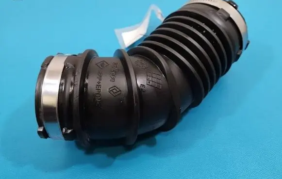 Dacia Dokker Intercooler hose/pipe 65758477R IMPRK1577888