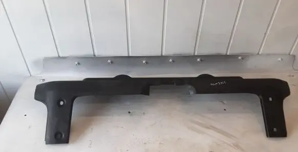 Radiator trim