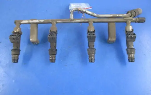 Opel Astra H Fuel main line pipe
