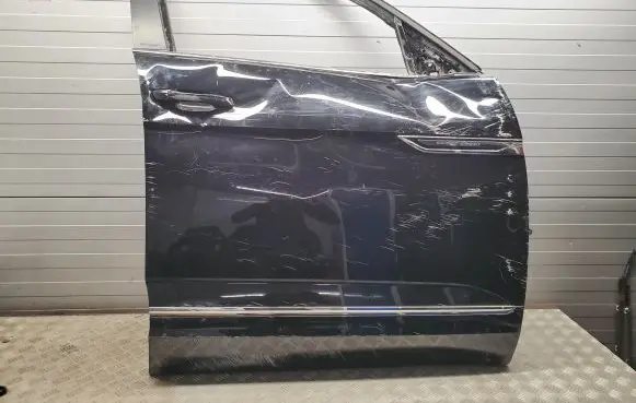 Volkswagen Atlas Front door 3CM831312 3CN971121CL