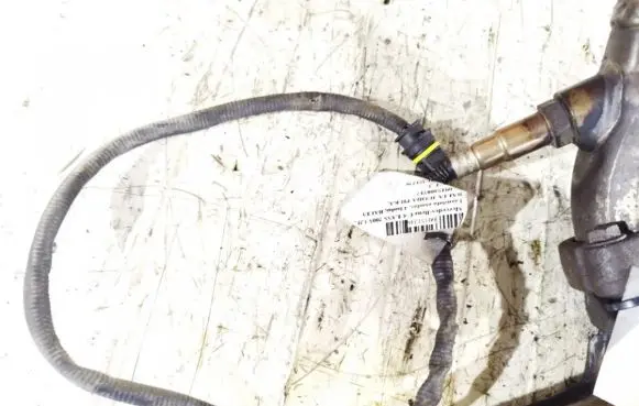 Mercedes-Benz C W203 Lambda probe sensor 0015400717