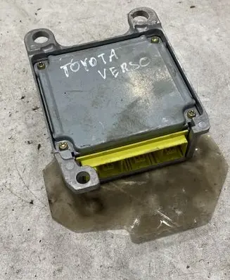 Toyota Avensis Verso Airbag control unit/module 8917044040 71P0214858