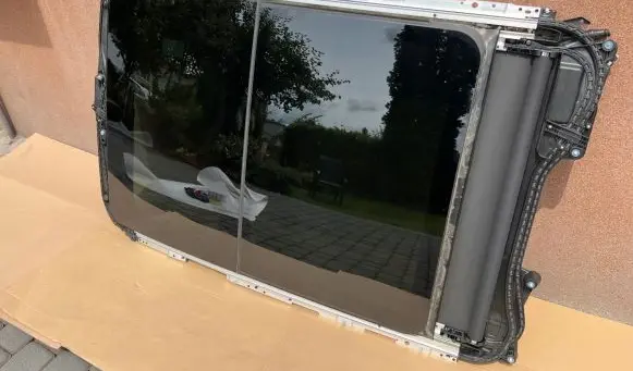 BMW 2 Active Tourer U06 Sunroof glass u06panorama