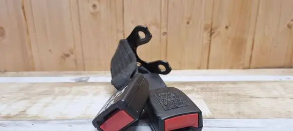 Mazda 2 Rear seatbelt buckle 3M71A613K21AC