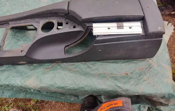 BMW 5 E60 E61 Armrest 7060013