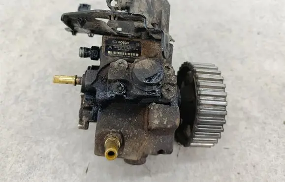 Ford Focus Fuel injection high pressure pump 9683703780A